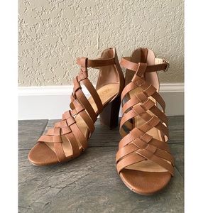 Tan Chunky Heeled Sandal